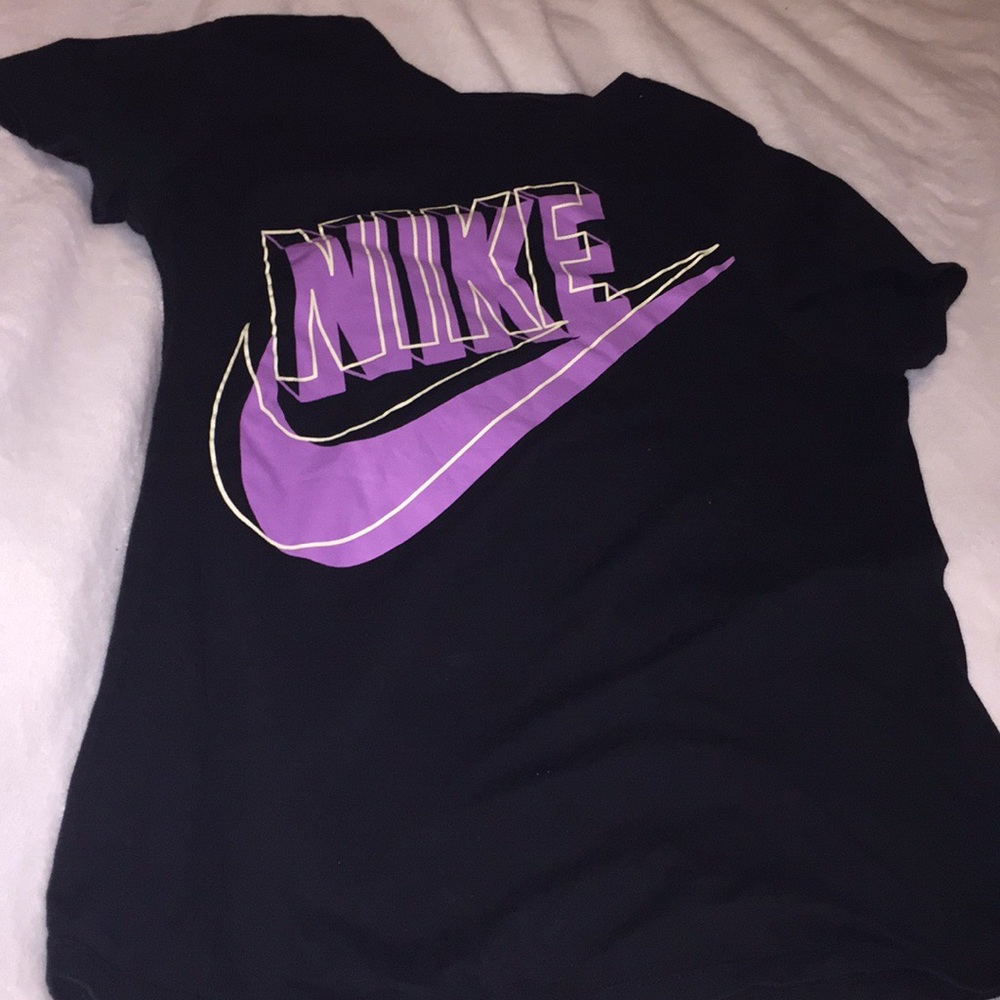 Nike T-shirt
